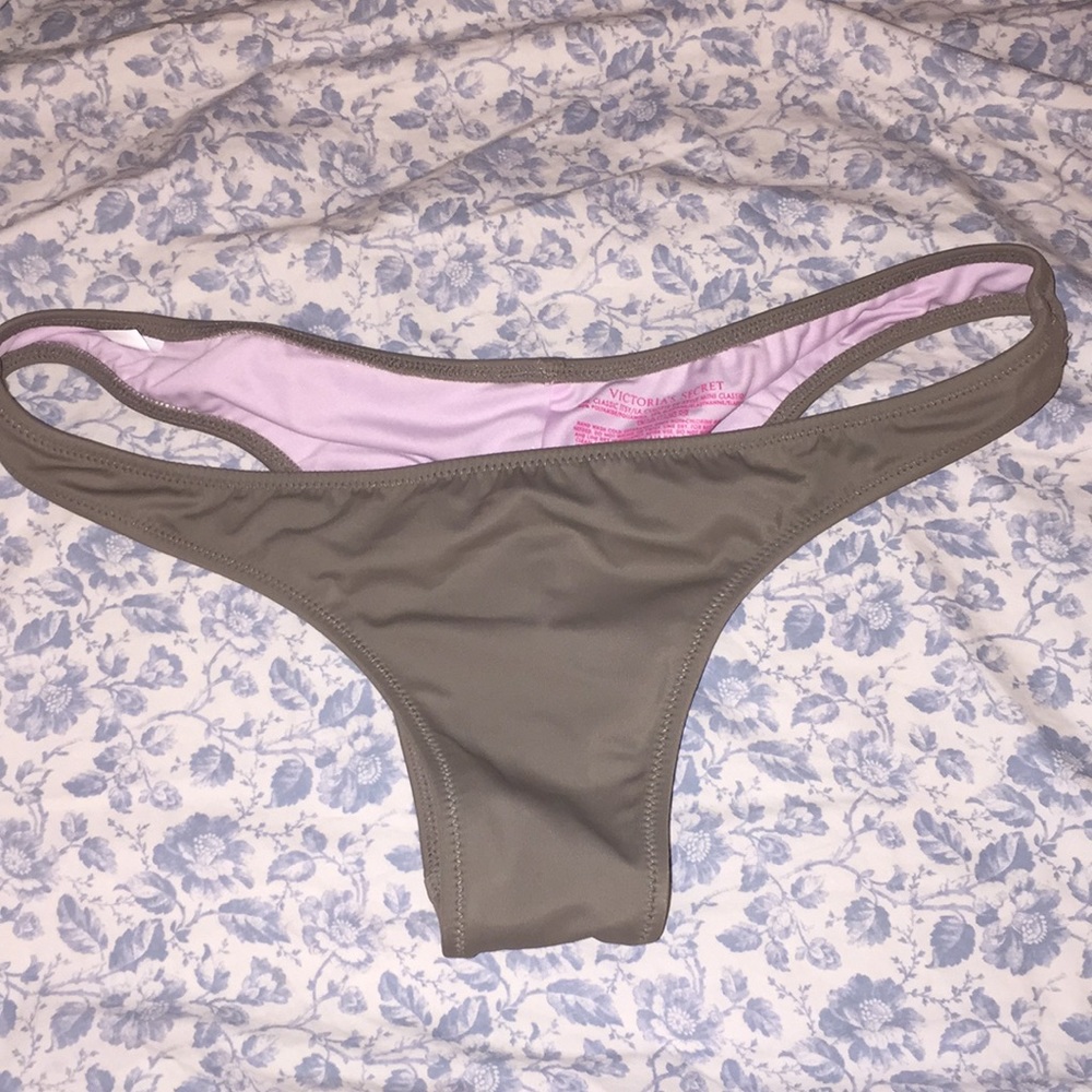 Victoria’s Secret itsy bikini